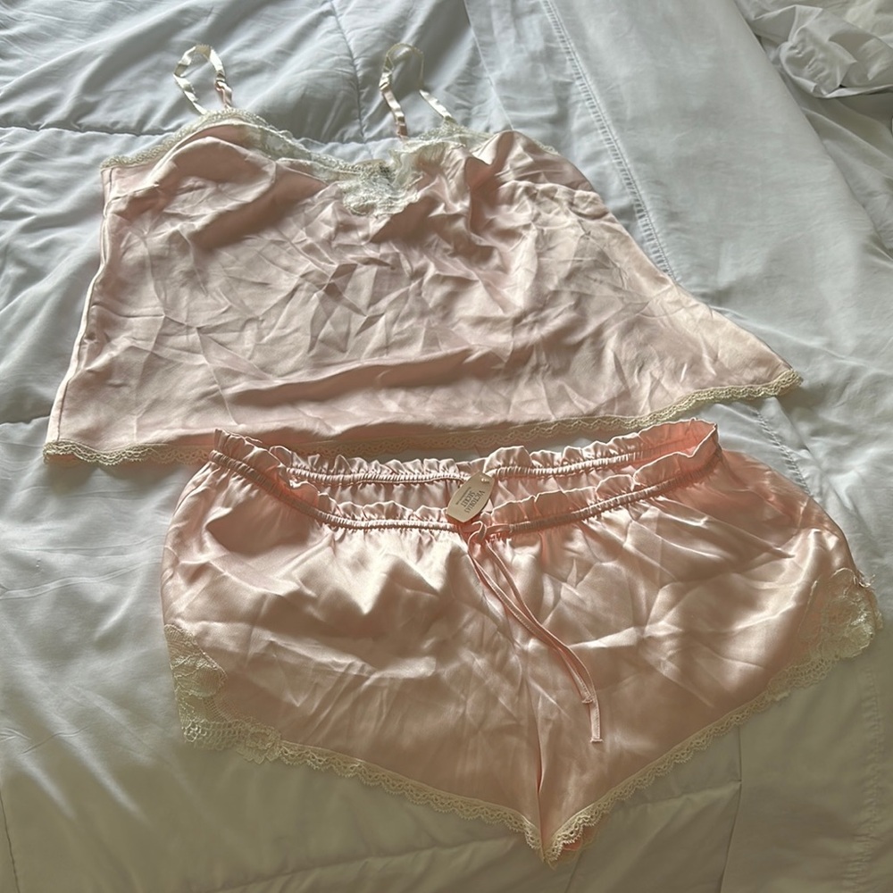 NWT Victoria’s Secret size L Satin Lace Trim Pink Sleepwear Set